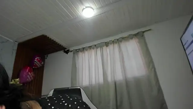 Snapshot of adhara__messY chatting on 02.26.26 adhara messY online show from 02.26.26