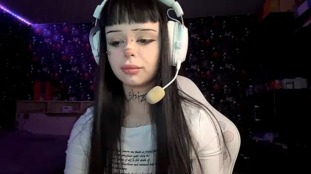 Luna Sohotti online show from 02.19.26