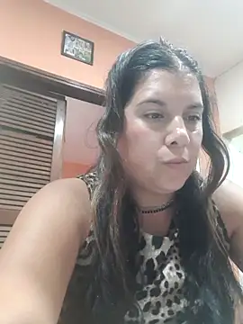 Lucia queen online show from 04.04.26