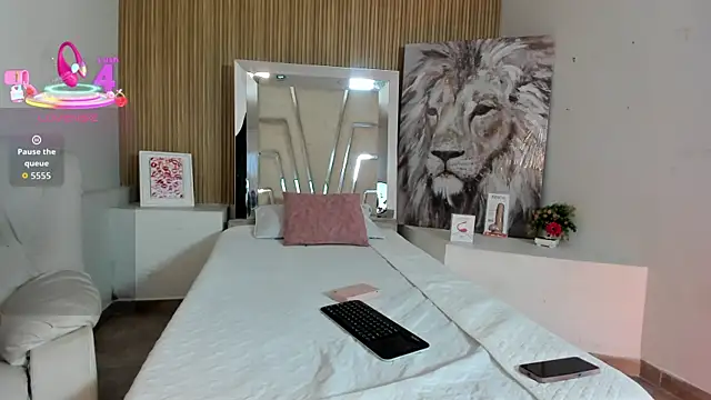 SiaFoxx  online show from 02.25.26