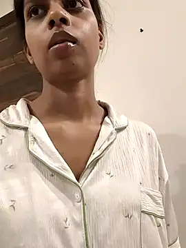 Rani1993 online show from 04.18.26