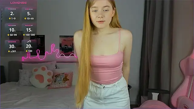 EvaRaee online show from 03.13.26