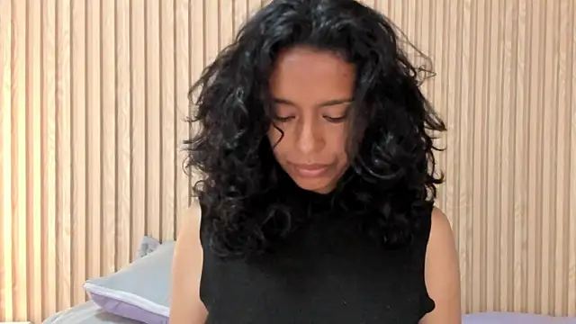 Snapshot of samantha_duart3 chatting on 04.27.26 samantha duart3 online show from 04.27.26