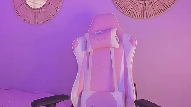 Lummii  online show from 03.04.26