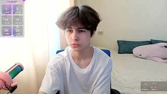  LukaHayes  online show from 03.04.26