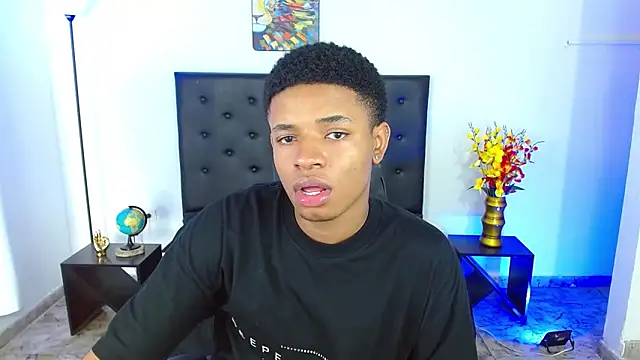 liiam3 online show from 04.10.26