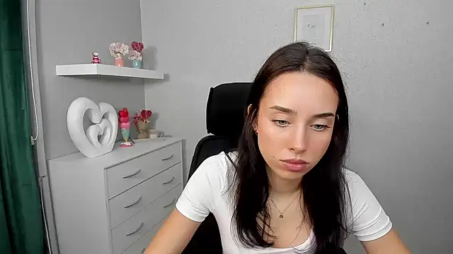 AdeleSolo online show from 03.23.26