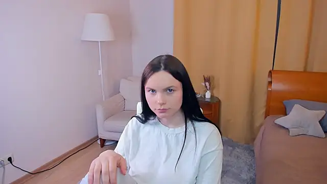 Snapshot of LeilaErcolani chatting on 02.26.26 LeilaErcolani online show from 02.26.26