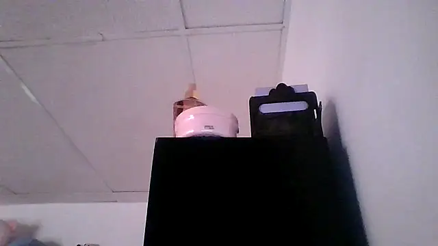 pocahontas hotty online show from 03.31.26