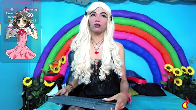 Snapshot of suzume_Mendez chatting on 04.11.26 suzume Mendez online show from 04.11.26