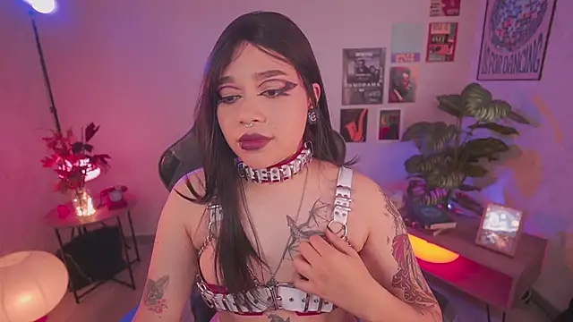 Snapshot of violette_clerk1_ chatting on 02.26.26 violette clerk1 online show from 02.26.26