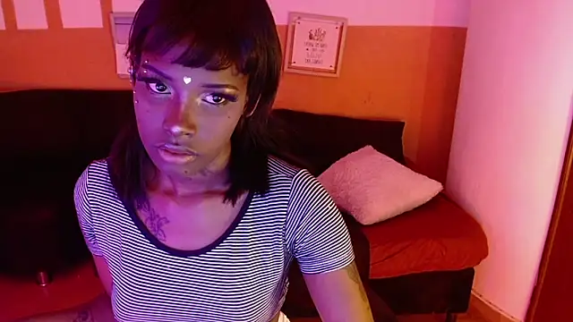 Snapshot of vickycat_x chatting on 02.17.26 vickycat x online show from 02.17.26