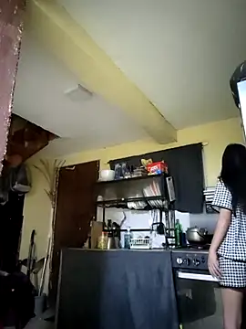 Luna Moonfang online show from 04.18.26