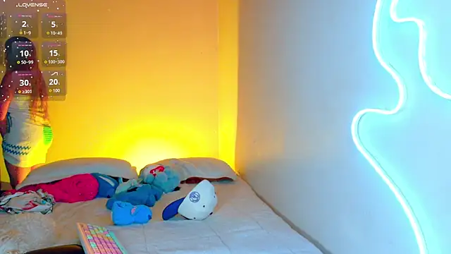 saradiazxxx online show from 07.07.26