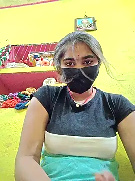 Snapshot of Cute_Mahek99 chatting on 05.05.26 Cute Mahek99 online show from 05.05.26