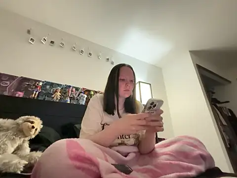 pinkhairfun16 online show from 06.10.26