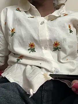 meenu cuties online show from 03.31.26