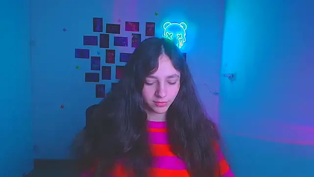 KissMeJulia online show from 03.21.26