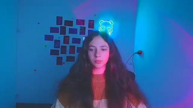 KissMeJulia online show from 03.22.26