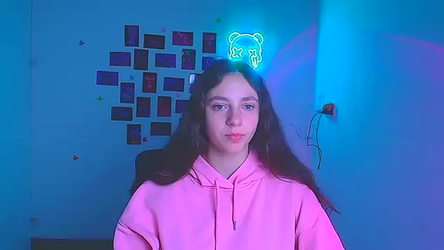 KissMeJulia online show from 03.23.26