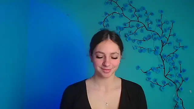 KissMeJulia online show from 04.09.26