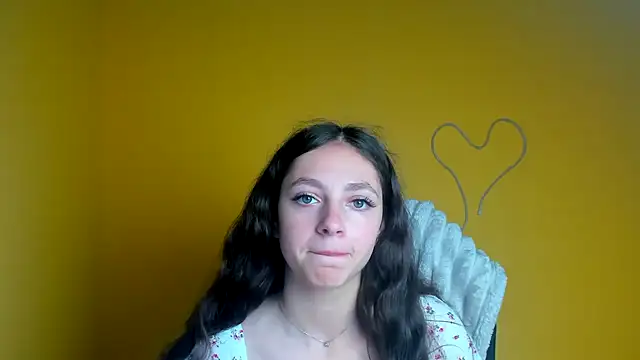 KissMeJulia online show from 06.23.26