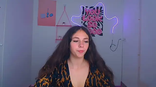 KissMeJulia online show from 07.14.26