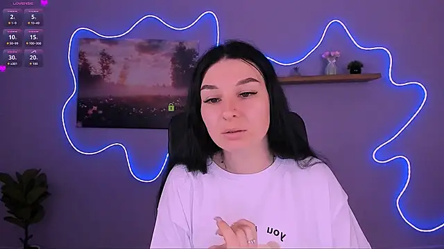 Snapshot of olivia_rage chatting on 05.19.26 olivia rage online show from 05.19.26