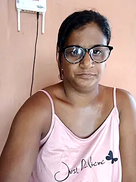 indianstrawberrylips4u online show from 03.21.26