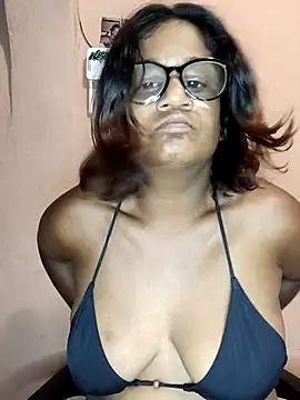 indianstrawberrylips4u online show from 04.14.26