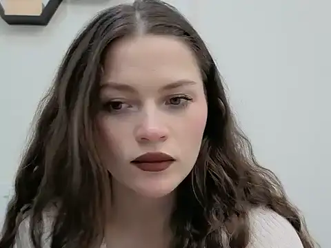 Avelinehowo uwu online show from 03.28.26