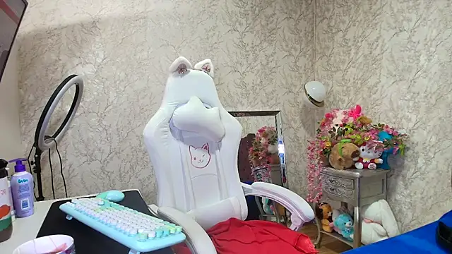 SelinaRussell online show from 05.19.26