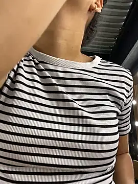 cloe taylor  25 online show from 02.25.26