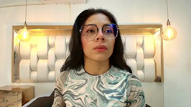 Snapshot of AzulMaveric chatting on 05.28.26 AzulMaveric online show from 05.28.26