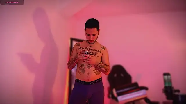 king of desire online show from 02.28.26