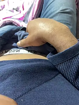 Snapshot of TurkeyMen chatting on 02.24.26 TurkeyMen online show from 02.24.26