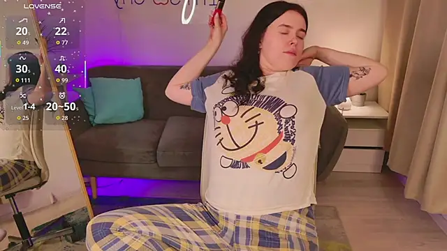 JustMira online show from 05.10.26