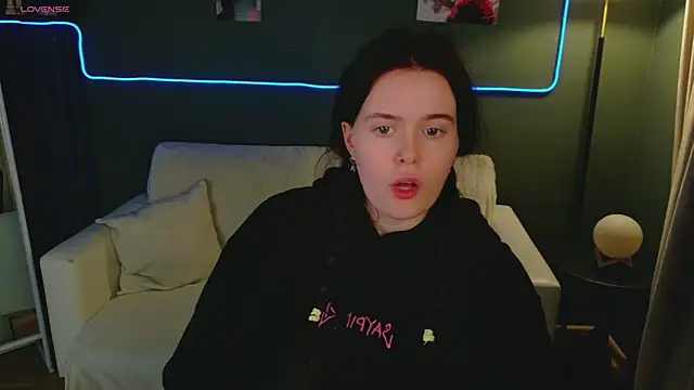 JustMira online show from 05.13.26