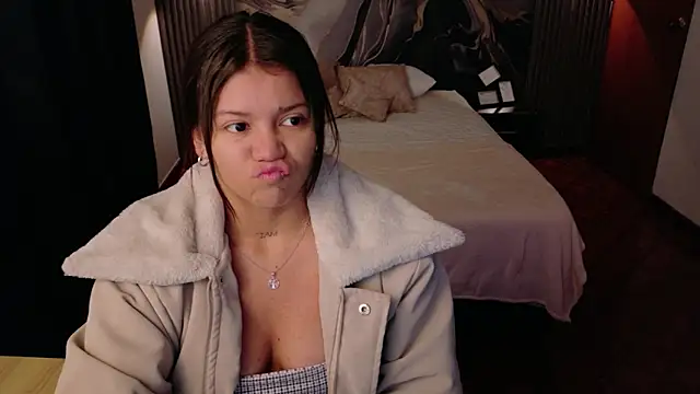 Snapshot of Alessia_Monroe_ chatting on 02.24.26 Alessia Monroe online show from 02.24.26