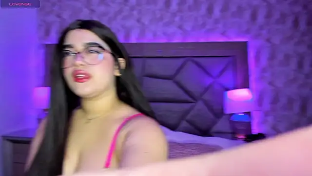 Snapshot of AnniJones chatting on 02.22.26 AnniJones online show from 02.22.26