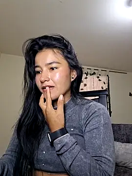 Snapshot of Miiia_a chatting on 02.19.26 Miiia a online show from 02.19.26