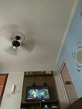 Snapshot of litlleboyeus chatting on 02.19.26 litlleboyeus online show from 02.19.26