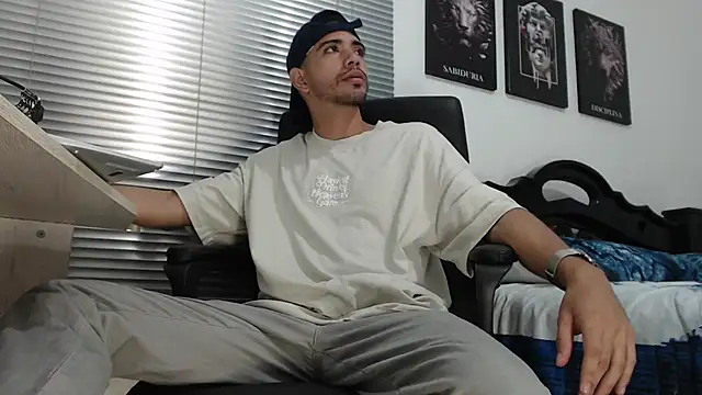 Kratoswolf online show from 02.23.26