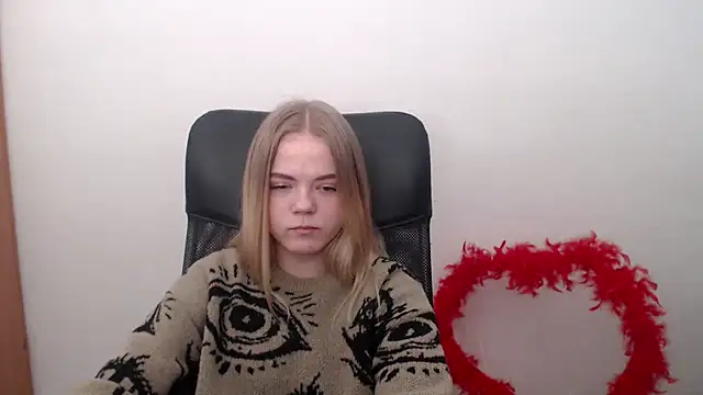 FoxiLana online show from 02.23.26