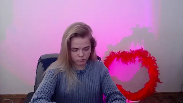 FoxiLana online show from 02.27.26