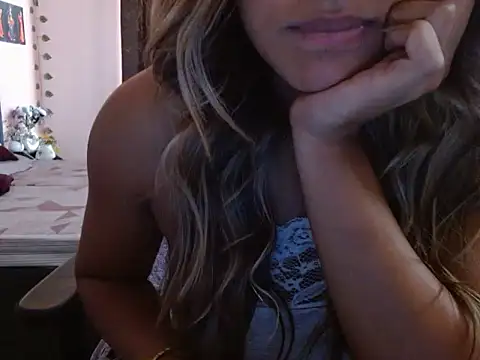 Snapshot of GymFreak25 chatting on 05.21.26 GymFreak25 online show from 05.21.26