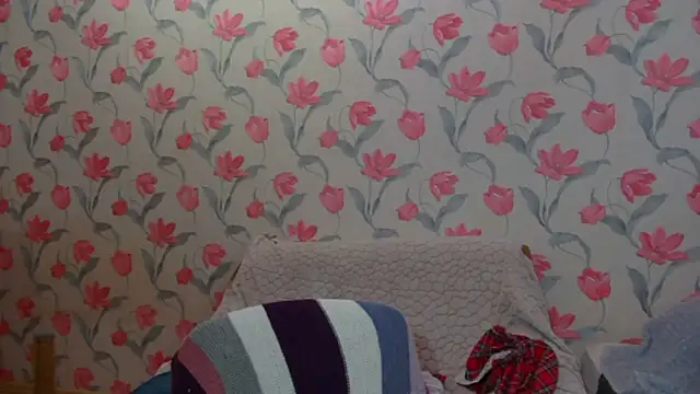 DorathyScaggs online show from 04.10.26