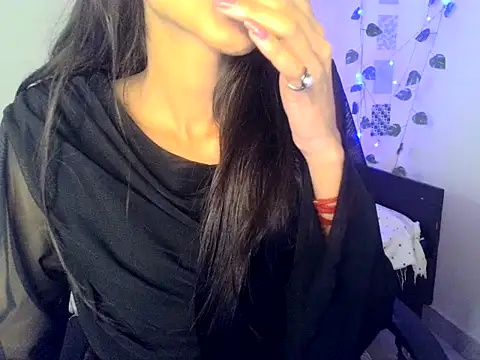 Snapshot of SIKSHA_SINGH chatting on 03.13.26 SIKSHA SINGH online show from 03.13.26