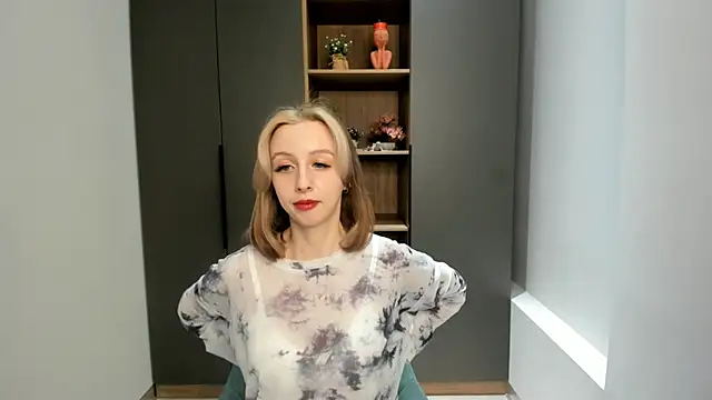 Snapshot of EugeniaEarl chatting on 02.20.26 EugeniaEarl online show from 02.20.26