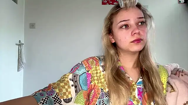 SourMidday online show from 04.10.26